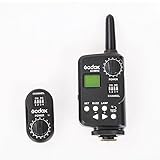 Alcance: 50 m/164 F (fuera) 标准 control remoto control: salida de potencia de flash, luz de modelado o de ayuda al AF luz, encendido/apagado,