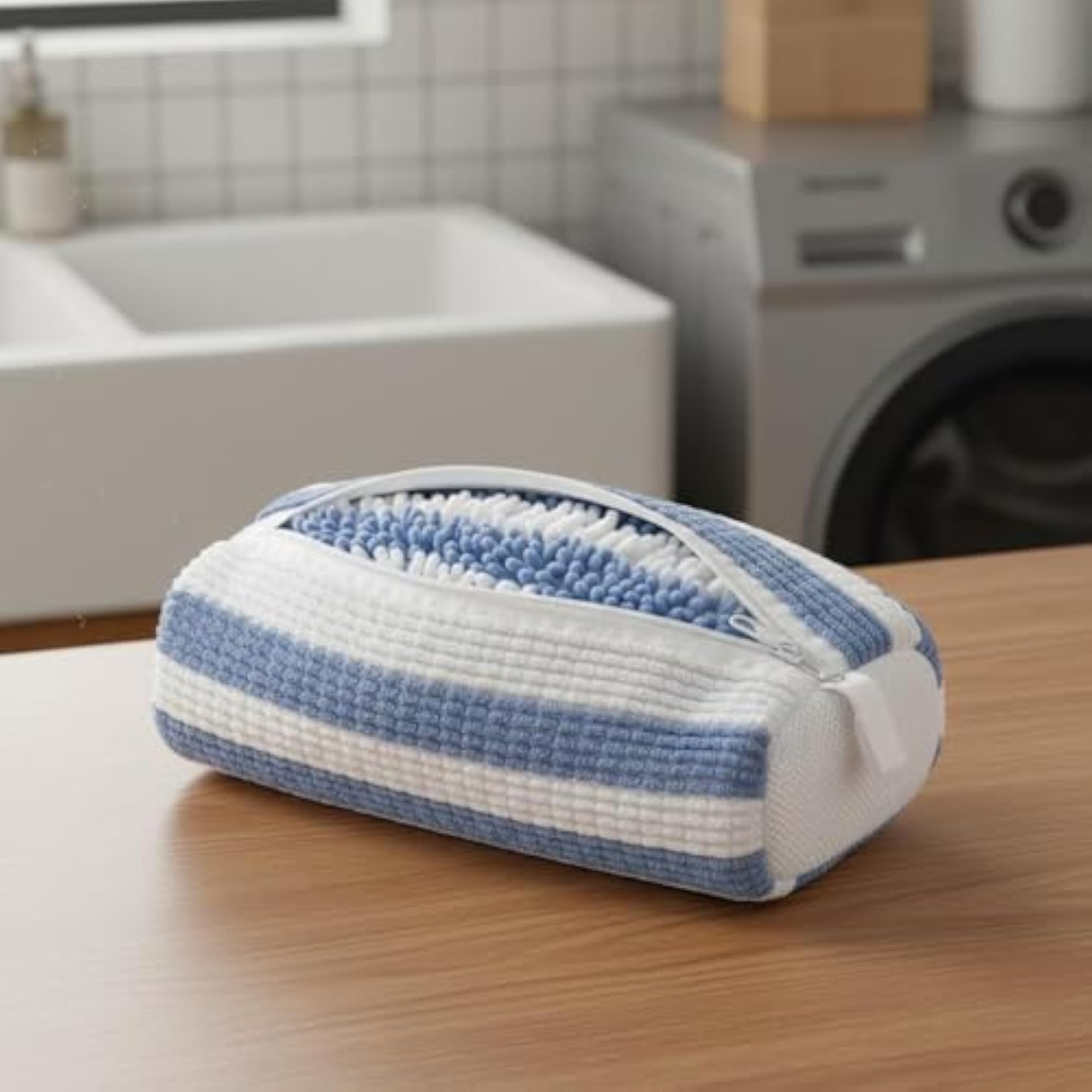 2 Pieces Zipper Closure Chenille Shoe Wash Bag