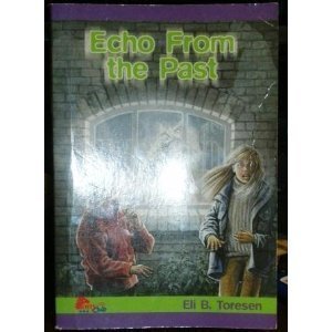 Paperback Echo From the Past (Pony Club) Book