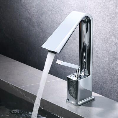 Robinet mitigeur or brossé pour vasque de salle de bain chic
