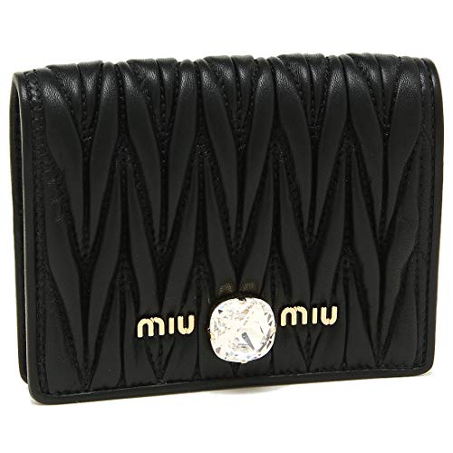 ミュウミュウの財布おすすめ22選 年新作も 人気のピンクやリボンモチーフなど マイナビおすすめナビ