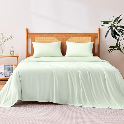 Amazon Basics Cooling Sheets, 4-Piece Bed Sheet Set for Summer,