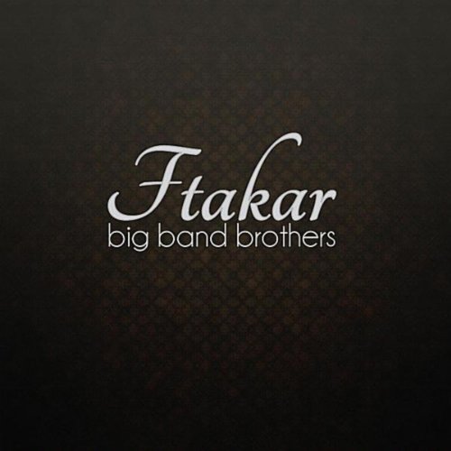 Sieħbi Fil-Cupboard Tal-Kċina