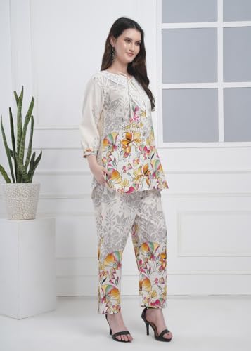 Image of Women Printed Short Kurti with Pant Set