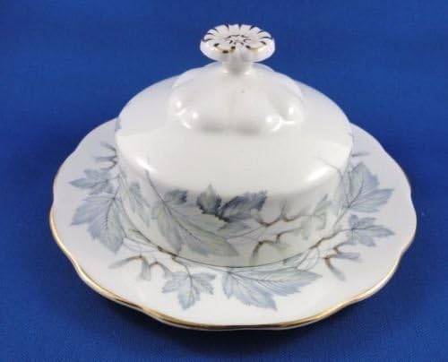 ROYAL ALBERT SIVER MAPLE LEAF BUTTER DISH ( LIKE NEW CONDITION)