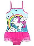 🌟 La impresión en la superficie del traje de baño es un unicornio y un arco iris, y a todas las niñas les encantará.