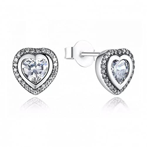 Boucles d'oreilles à clous précieuses : l'élégance du cœur fin en bijou de couleur féminin