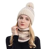 ❄️DISEÑO A LA MODA Y HERMOSO: esta gorra con pompón adopta un diseño de punto a rayas que no será muy colorido. Pero en comparación con el color puro, será más elegante y hermoso. El pompón en la gorra hace que se vea más lindo, y el pelaje es rico y suave, combina perfectamente con los elementos de moda. Haz que te veas distintivo del resto.