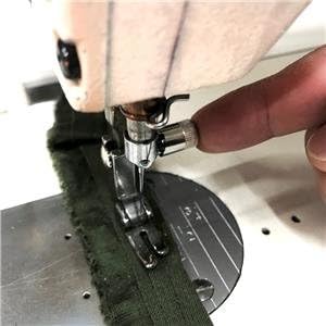 Close-up view of the Cutex P60555 Easy & Quick Change Spring Foot Clamp.