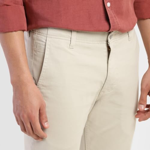 Image of Levi's Men's Solid Slim Fit Trousers