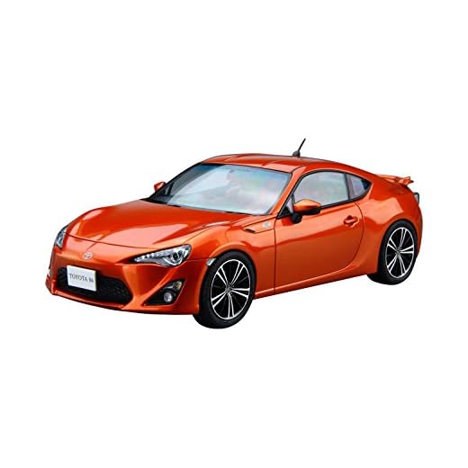 Aoshima Bunka Kyozai 1./2..4. Le modele de voiture Toyota ZN6. TOYOTA8.6. 1.2 .. modele en plastique