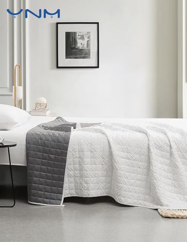 Image of YnM Cooling Weighted Blanket for Adults, 15lbs Heavy Bed Throw for One Person of 140lbs, Perfect for Hot Sleepers or Warm Climates with Rayon /Glass Beads(60x80 Inches, Queen Bed, Cutting Motif)