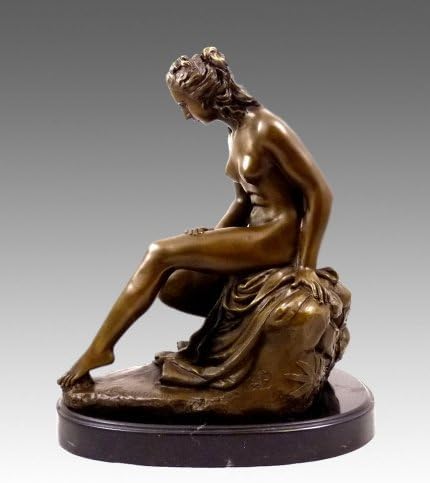 Marbre femme assise au plongeoir Christophe-Gabriel Allegrain signée par Ekershop