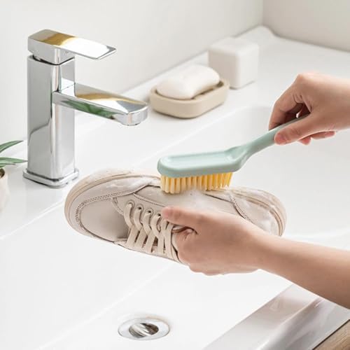 1 escova azul para sapatos com cerdas macias que não prejudicam o...