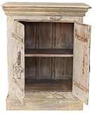 Dimensions : 73 x 59 x 35 cm, ce petit meuble massif est idéal pour attirer les regards ou pour compléter votre style d'intérieur ancien ou colonial