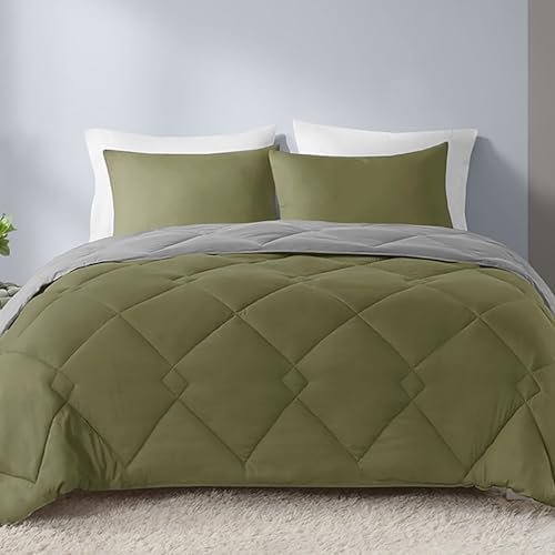 Image of Comfort Spaces King Comforter Set, Chic Reversible Quatrefoil Quilting Comforters King, All Seasons, Lightweight Microfiber Bedding Set Matching Sham, Vixie, King Green /Grey 3 Piece