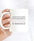 Tasse de puissance de fille tasse de motivation derrière chaque femme qui réussit est elle-même des cadeaux de puissance de fille pour sa tasse de café tasse de femme réussie