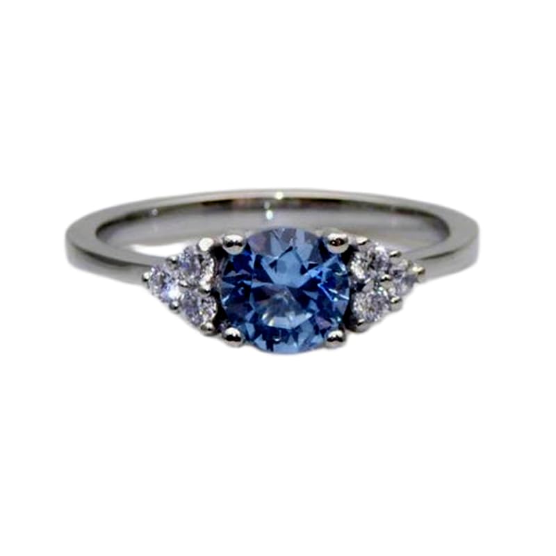 Bague aigue-marine naturelle en argent 925 et zircon bleu pour sublimer vos tenues d'été