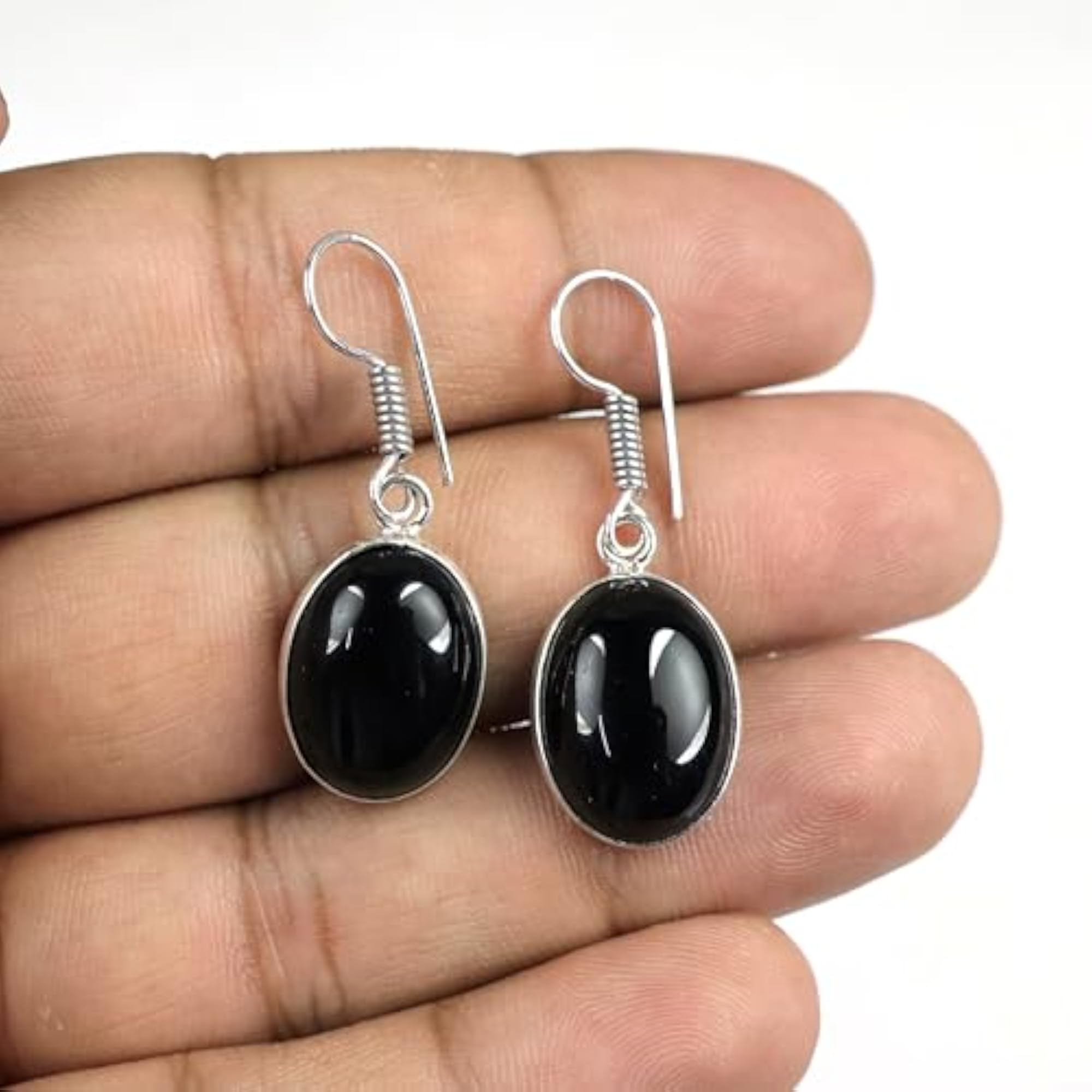 Women's AAA Black Onyx Natural Stone Stud Earrings