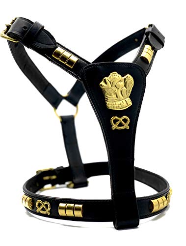 Harnais en cuir pour chien Staffordshire Bull Terrier avec motif tête de bullterrier et nœud (58,6 cm de circonférence à 71,1 cm, noir avec clous dorés)