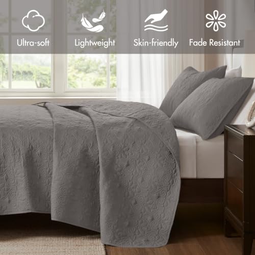 Image of Madison Park Quebec Quilt Set - Luxurious Damask Stitching Design, Cotton Filled Lightweight Coverlet Bedspread Bedding, Shams, King /Cal King(104 inchx94 inch), Dark Grey 3 Piece