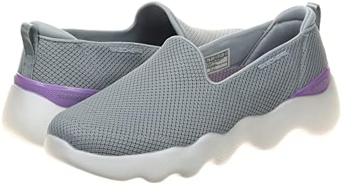 Zielye байланыста Дик сорады