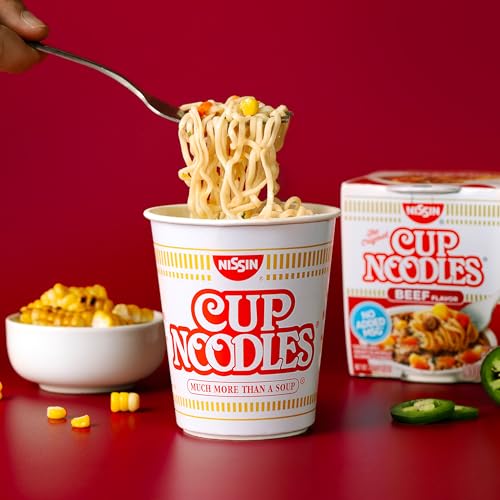 Nissin 1956572 Cup Noodles Soup, Beef Flavor, Microwaveable Paper Cups, Instant Ramen thumb #2
