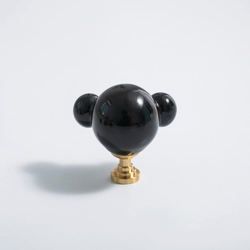 Boutons de tiroir en céramique pour rénover facilement une commode