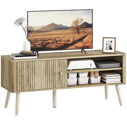 HOMCOM Mueble de TV, Mesa de TV 115 cm, Mueble para Televisión hasta 55 Pulgadas, con Puerta Acanalada, Estante Ajustable, Compartimentos Abiertos y Orificio para Cables, para Salón, Comedor, Roble