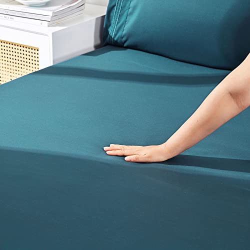 Yiyea Queen Fitted Sheet Only - 100% Brushed Microfiber 1800 Thread Count Egyptian Quality Fitted Sheet Queen Size - Ultra Soft - 16" Deep Pocket - Shrinkage & Fade Resistant (Queen, Teal) #TOP6
