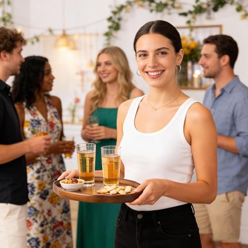 Plateau en bois rustique idéal pour un petit déjeuner au lit ou apéritif convivial