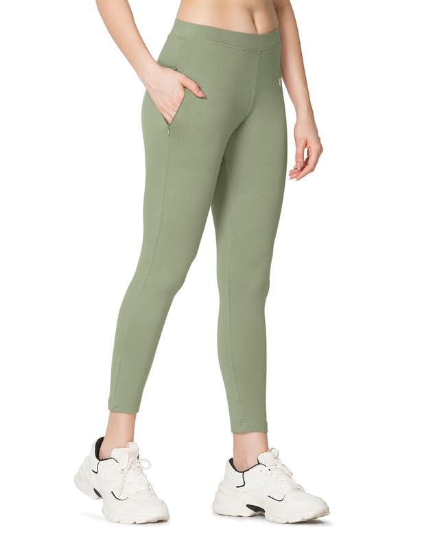 Image of VSTAR PL02 Women Ankle Length Stretchable Slim Fit Leggings with Secured Side Pocket | Moisture-Wicking | Soft Waistband & Cotton-Elastane Fabric