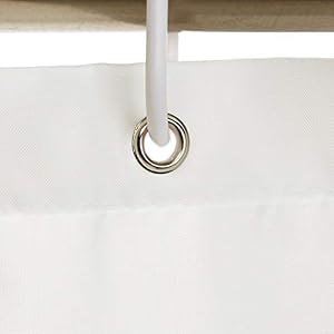 Amazon Basics Cortina de Ducha de Tela Resistente al Agua y al Moho, con Ojales y Ganchos, Lavable a máquina, 180 x 180 cm, Color Blanco