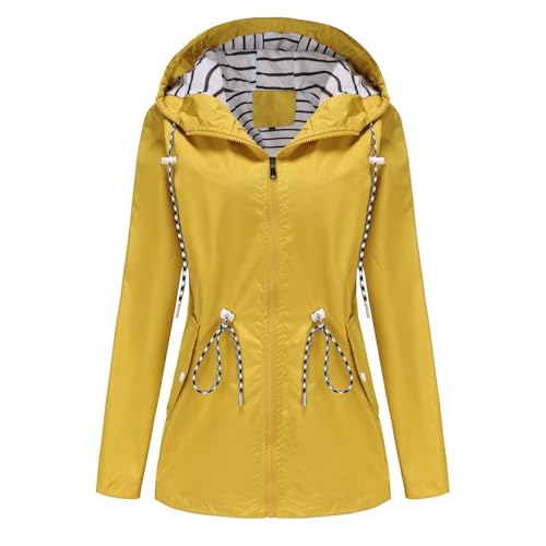Veste de pluie femme imperméable pour rester au sec sous l'orage