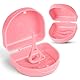 OFFCUP Zahnspangendose, Spangendose, Prothesendose, Zahnspangenbox, Auslaufsicher Prothese Box mit Aligner Entfernungswerkzeug für Reisen und täglichen Gebrauch für Menschen Zahnspangen(Rosa)