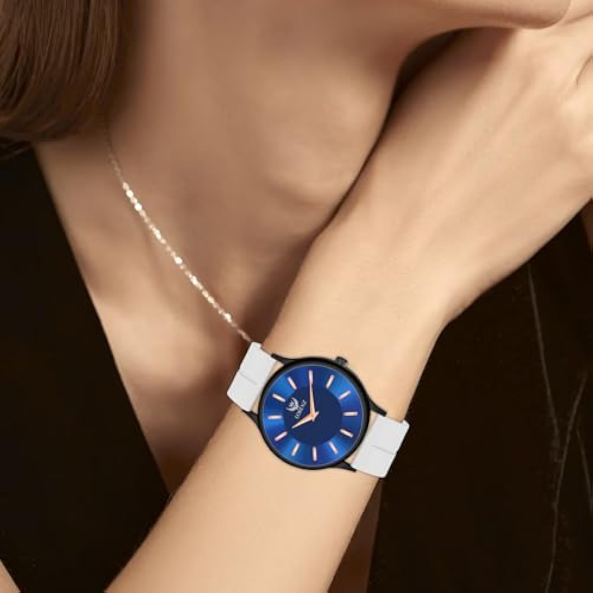 Men's Slim Case Analog Watch with Blue Magnetic Lock Strap