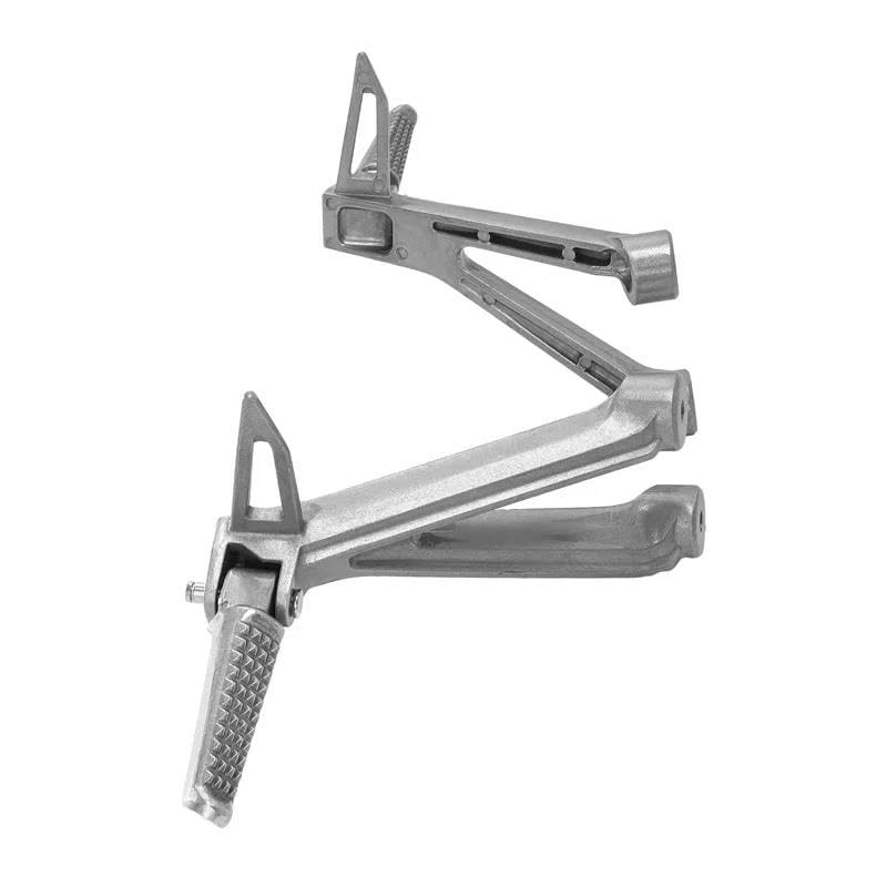 Supports repose-pieds passager arrière CB650R pour réparer votre duo