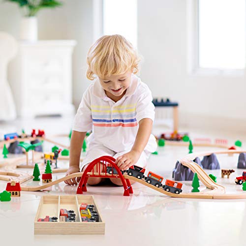 Kurtzy Houten Magnetische Trein Speelgoed Set met Opslag Doos (12 Pak) – Educatieve Locomotief voor Jongens & Meisjes 3+ jaar – Trein Voertuig Auto’s Compatibel met de Meeste Merk Trein Banen - Image 8