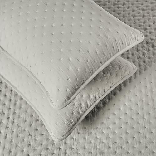 Image of Amazon Basics Brushed Microfiber Quilt Set, Extra Soft with Natural Texture, 3-Piece, Queen /Full, Grey