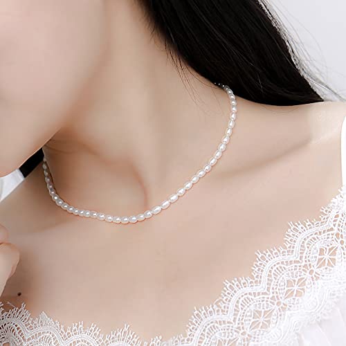collana di perle bianche d'acqua dolce naturali a forma di goccia da 3-4 mm con pendente a fiore da donna
