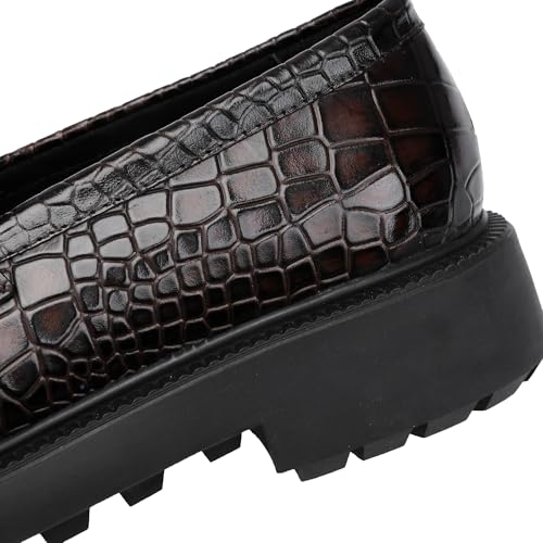 Image of Men's Luxury Tassel Leather Dress Shoes, Classic Casual Tassel Business Penny Loafer Party Shoes Wedding Loafers for Mens