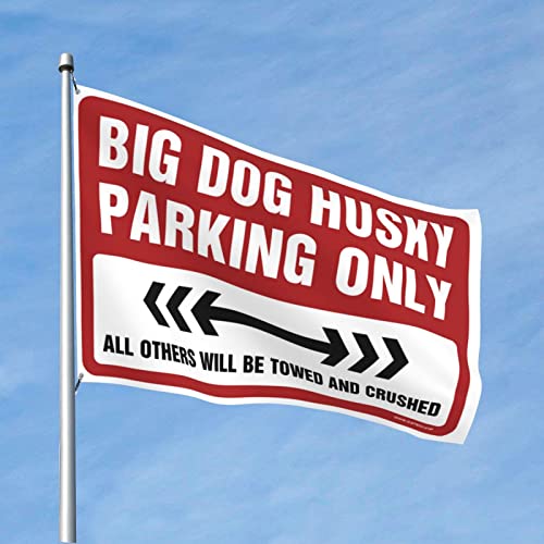 Drapeaux pour dortoirs Husky pour décorer facilement les grands murs blancs