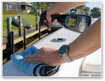 Marine 31 Non-Skid Clear Sealant with Carnauba | Protects Boat Decks from UV, Salt, Stains & Oxidation | Fills Pits & Pores for Long-Lasting Shine | Easy Spray-On Application | Non-Slip Finish | 20 oz