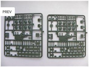 Plastic model T-80 Soviet light tank with gun VT-43 WWII 1/72 UM 393