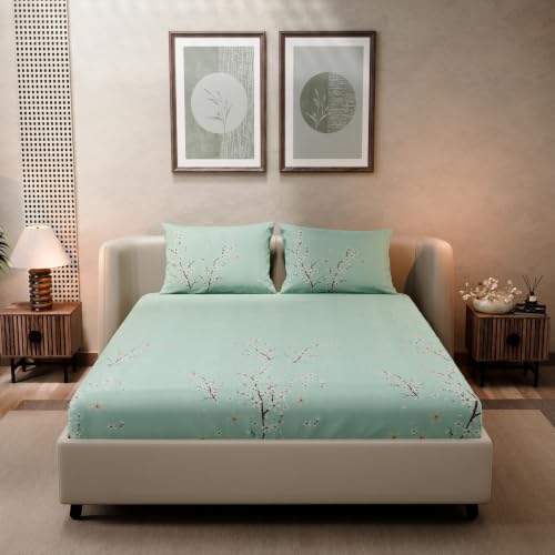Image of BLISSHOME SoftTouch 140TC Cotton King Size Fitted Bedsheet with 2 Pillow Covers, Silky Smooth Bedding Set, Breathable, Easy Maintain, Floral Print - Green, Ivory (182cm x 198cm x 25cm Drop)