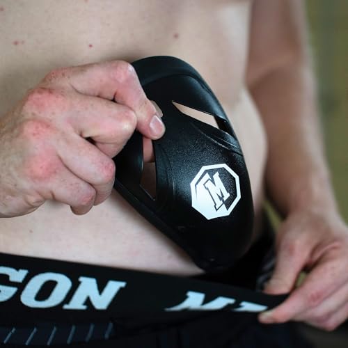 MADGON Tiefschutz mit idealer Passform – Genitalschutz für Herren mit hoher Bewegungsfreiheit für Kampfsport – Suspensorium mit elastischem Band – inklusive Beutel