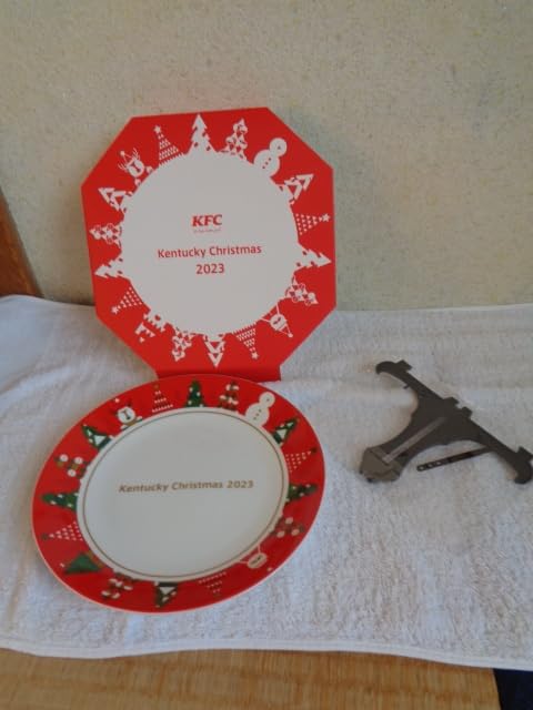 Amazon.co.jp: KFC ケンタッキー クリスマスプレート 2023/Kentucky