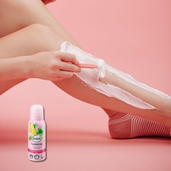 Balea Rasierschaum für Damen, Reisegröße, mit Aloe Vera und Avocadoöl, Pflege-Feuchtigkeitsformel 75ml