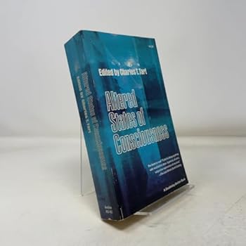 Paperback Altered States of Consciousness Book