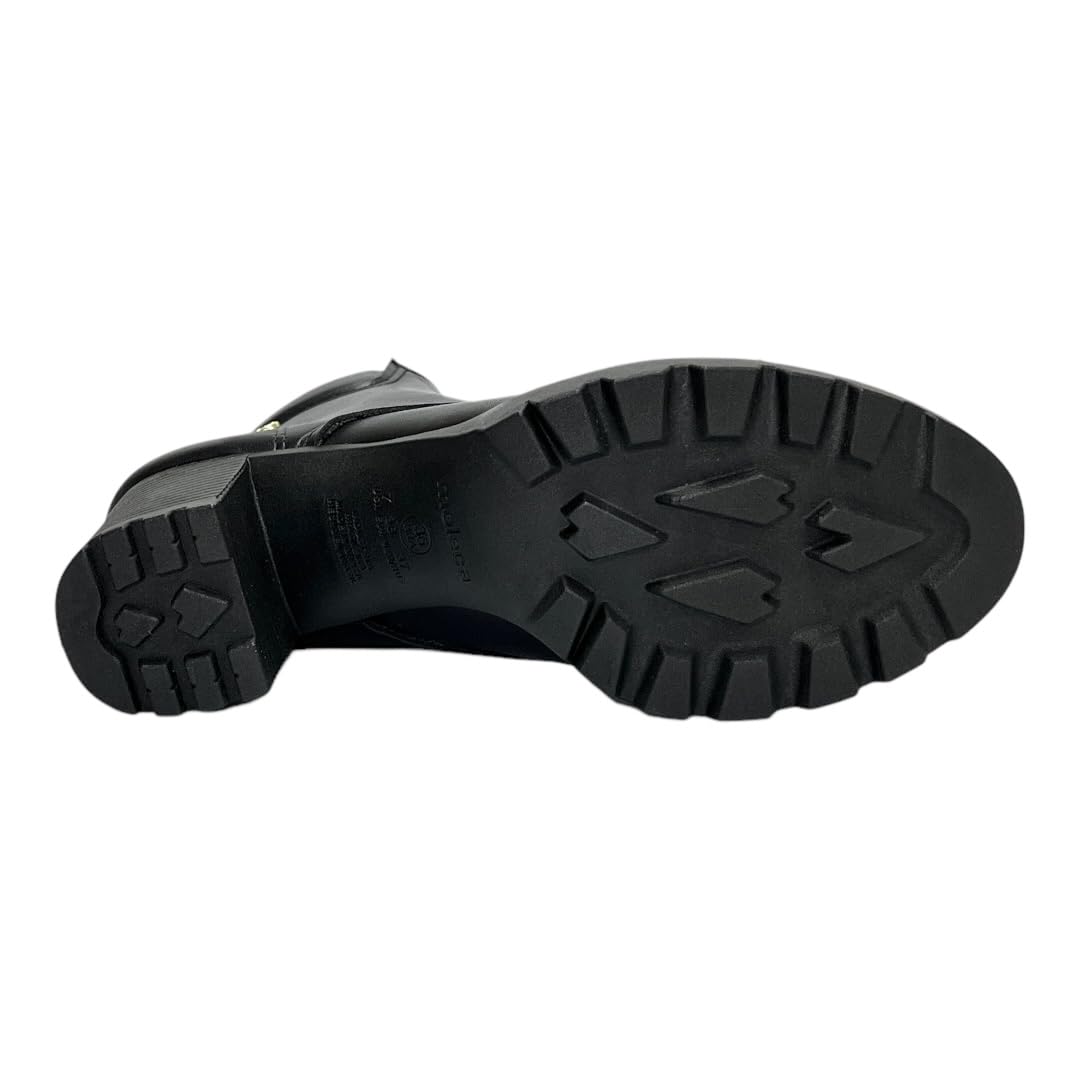Bota Moleca Coturno Salto Tratorado 5348.101 Preto em promoção! Veja a oferta e mais achadinhos de Botas 7 Hoje é o melhor dia para comprar Bota Moleca Coturno Salto Tratorado 5348.101 Preto com aquele preço maroto! Promoção! Aproveite a oferta! 7